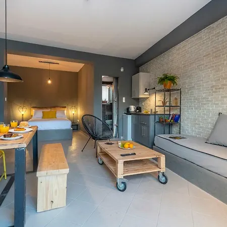 Boutique & - By Avelink * Spata (East Attica)